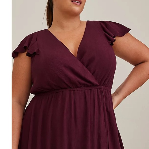 TORRID NWT WALK THROUGH MAXI DRESS - CRINKLE GAUZE WINE - Picture 4 of 5